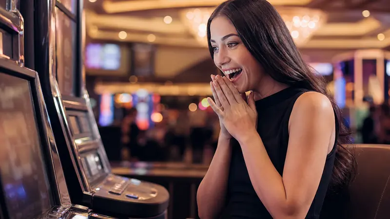 Wanita Beruntung Menang Jackpot $1,27 Juta dari Taruhan Kecil